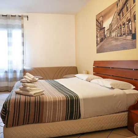 Hotell Smart Ferrara