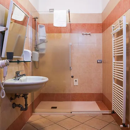 Smart Hotel *